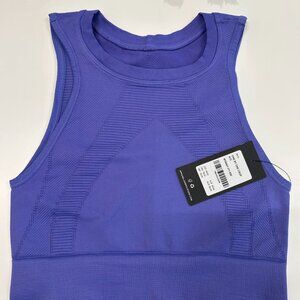 Peloton On by One Crop